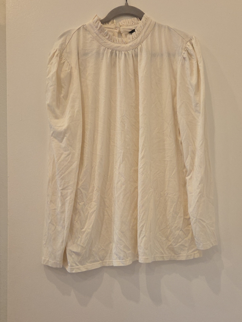 Banana Republic Cream Ruffle-Neck Long Sleeve Blouse